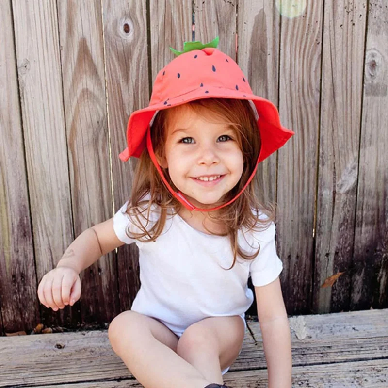 παιδικό-καπέλο-με-προστασία-uv-zoocchini-strawberry