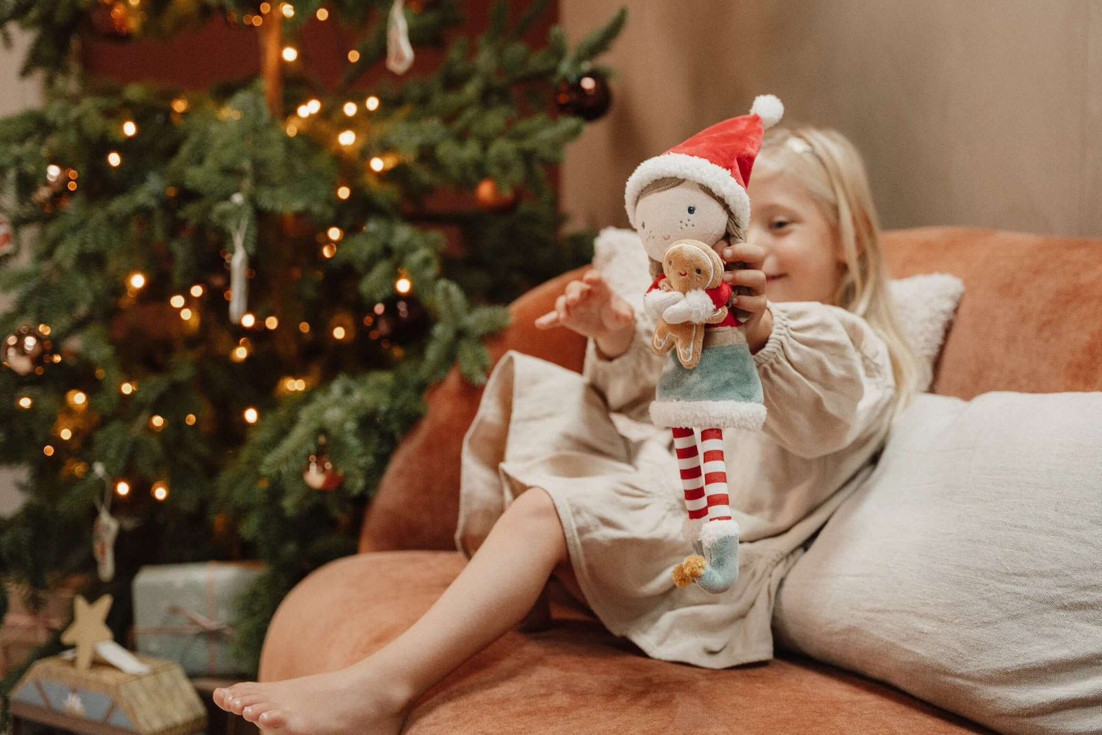 little_dutch_panini_koukla_christougenniatiki_rosa_35ek_ld4538_3_littlebox.gr