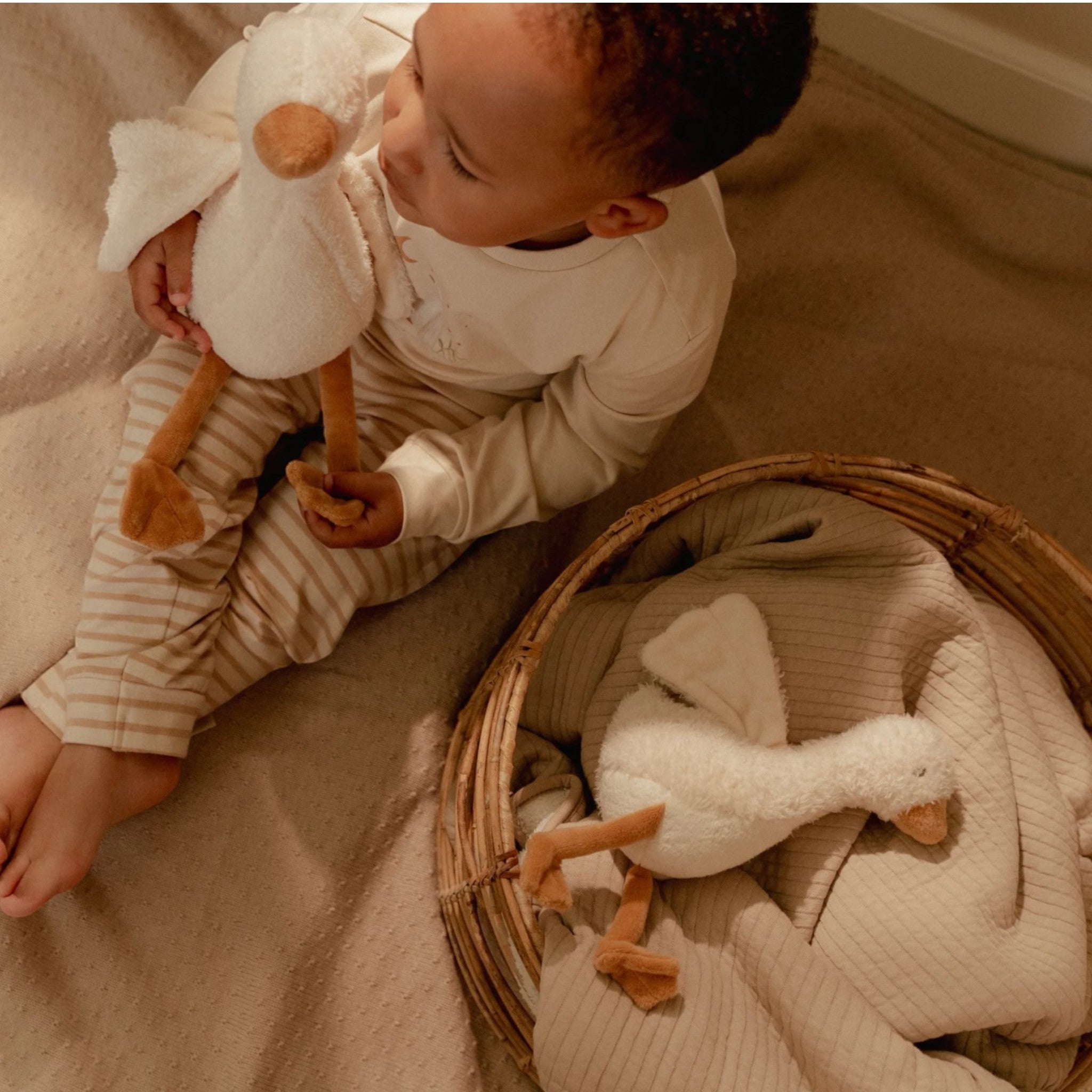 Little Dutch Υφασμάτινο κουκλάκι Little Goose GRS 25εκ. - Image 4