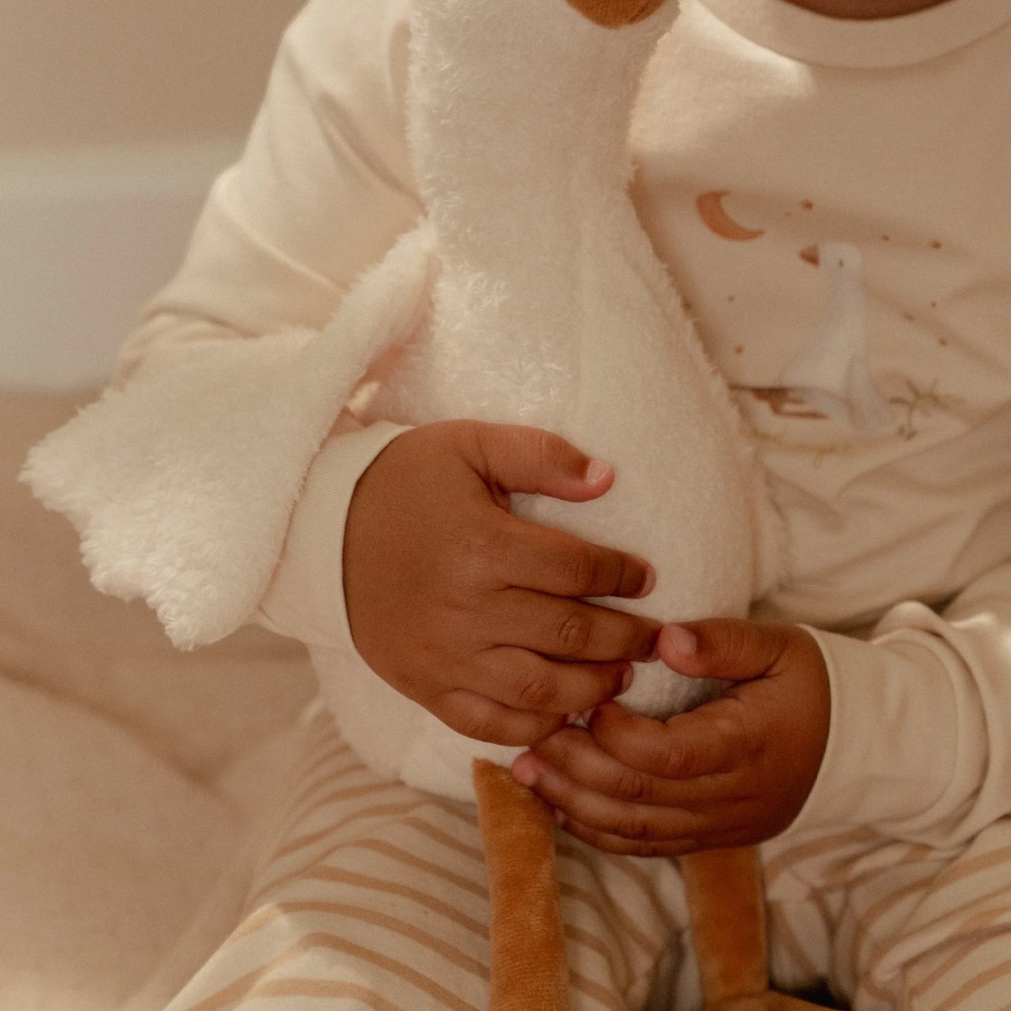 Little Dutch Υφασμάτινο κουκλάκι Little Goose GRS 25εκ. - Image 5